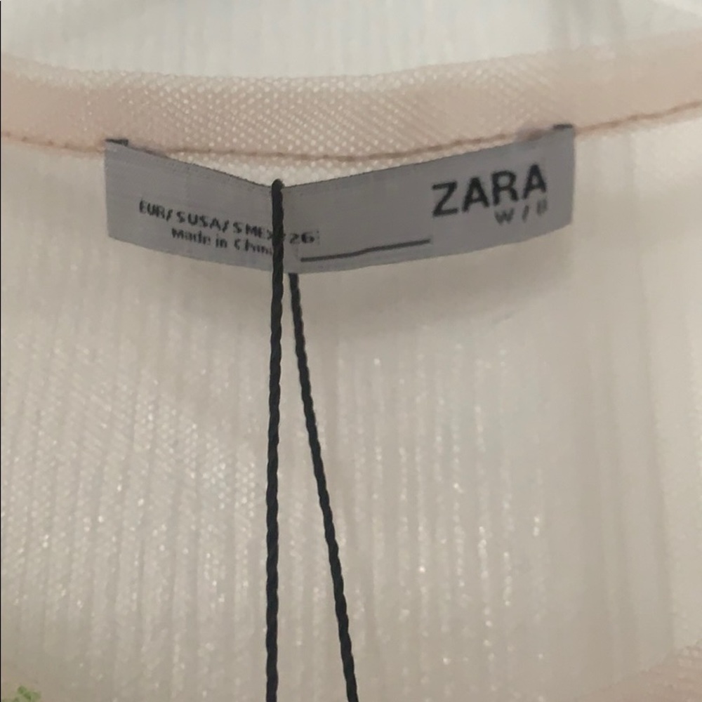 New Zara embroidered 3d flower mesh top s - Picture 4 of 5